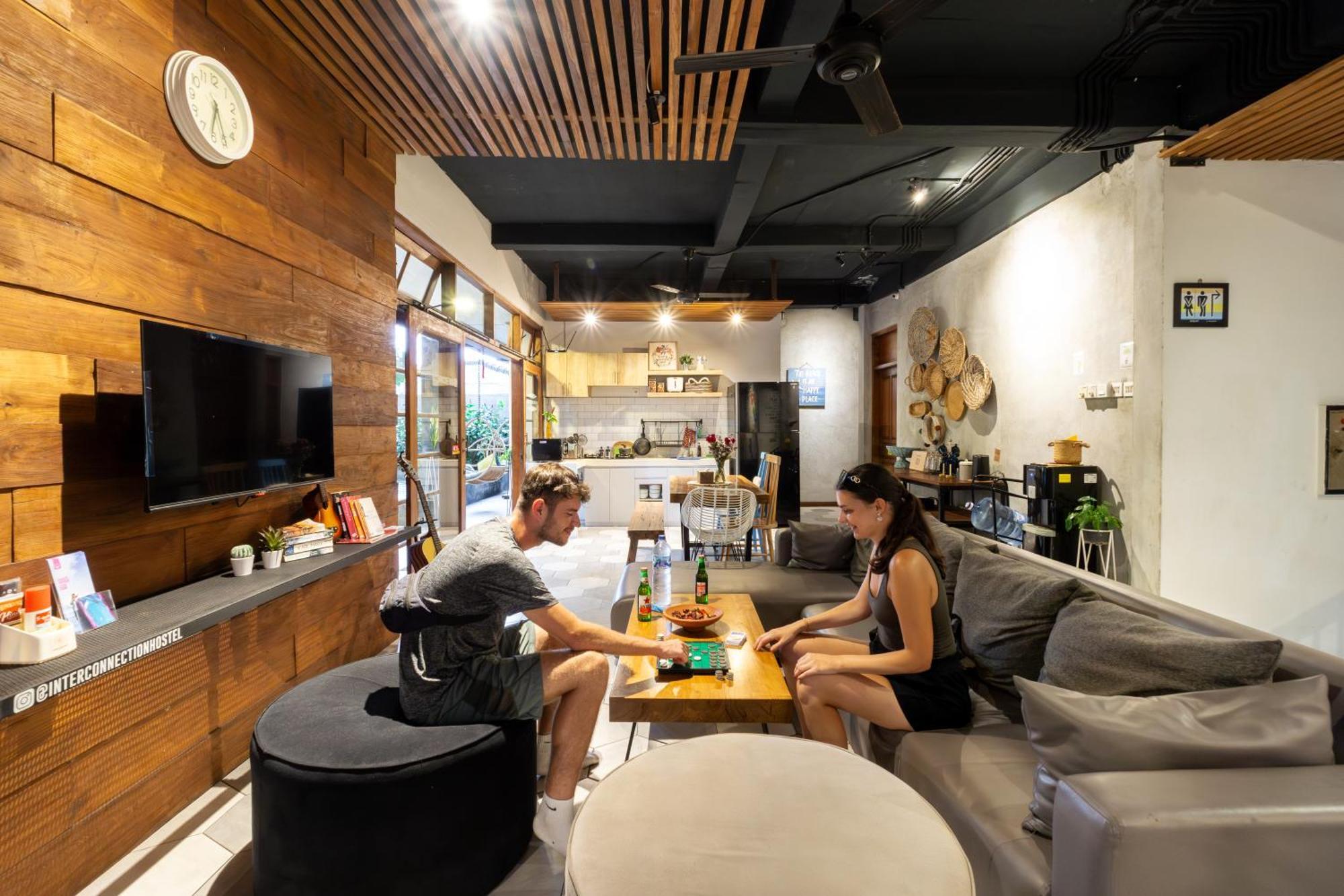 Interconnection Hostel Kuta Lombok Eksteriør bilde